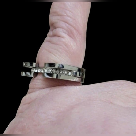 Womens Stainless Steel Round-Cut Clear CZ Ring - Picture 4 of 7